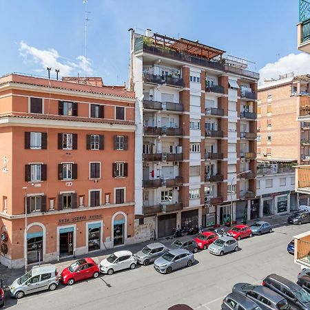 Salotto San Pietro Apartment โรม ภายนอก รูปภาพ